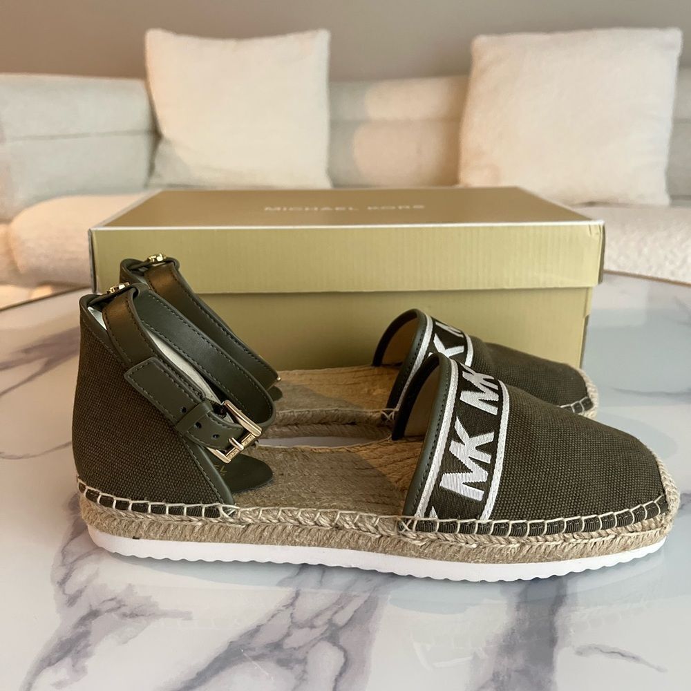 Michael Kors Fawn Espadrille, Heavy Canvas, Olive, 8M - Picture 1 of 7